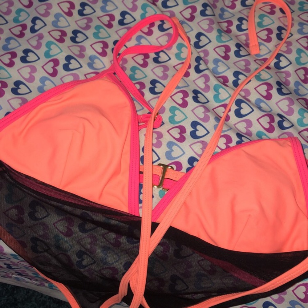 Bikini top